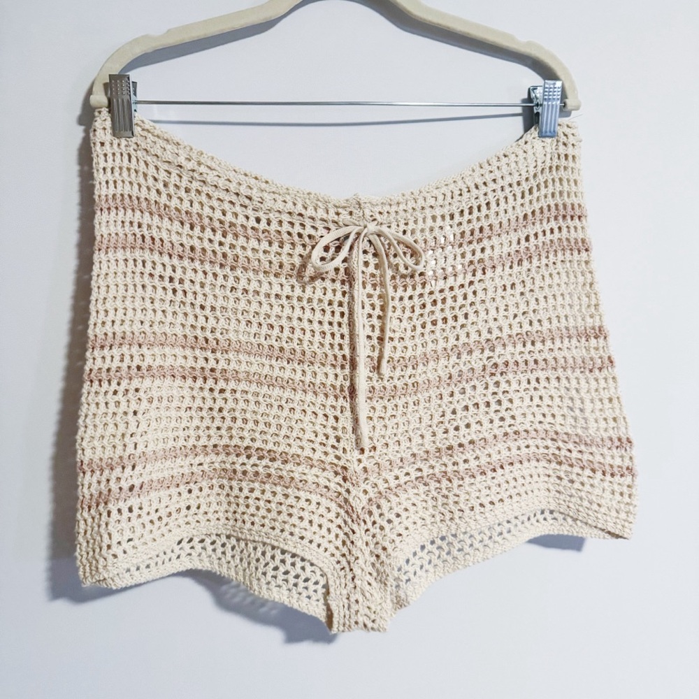 FP Beach - Tan and Pink Crochet Set - Picture 3 of 4